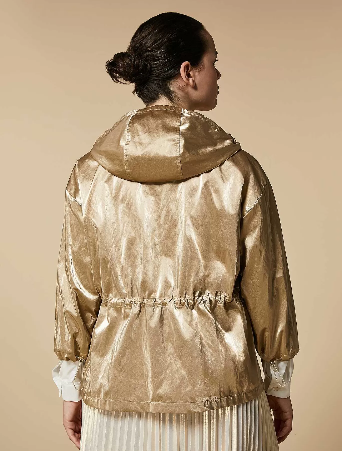 Store Impermeable En Tissu Enduit Femmes Manteaux Et Trenchs