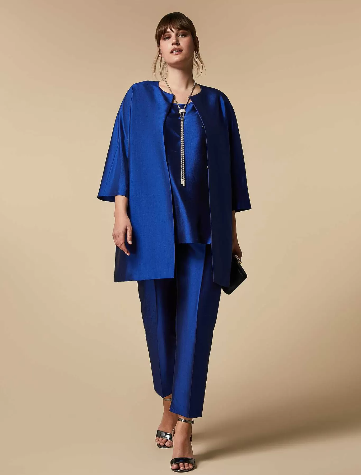 Cheap Manteau Plumeau En Shantung En Soie Femmes Vêtements De Cérémonie