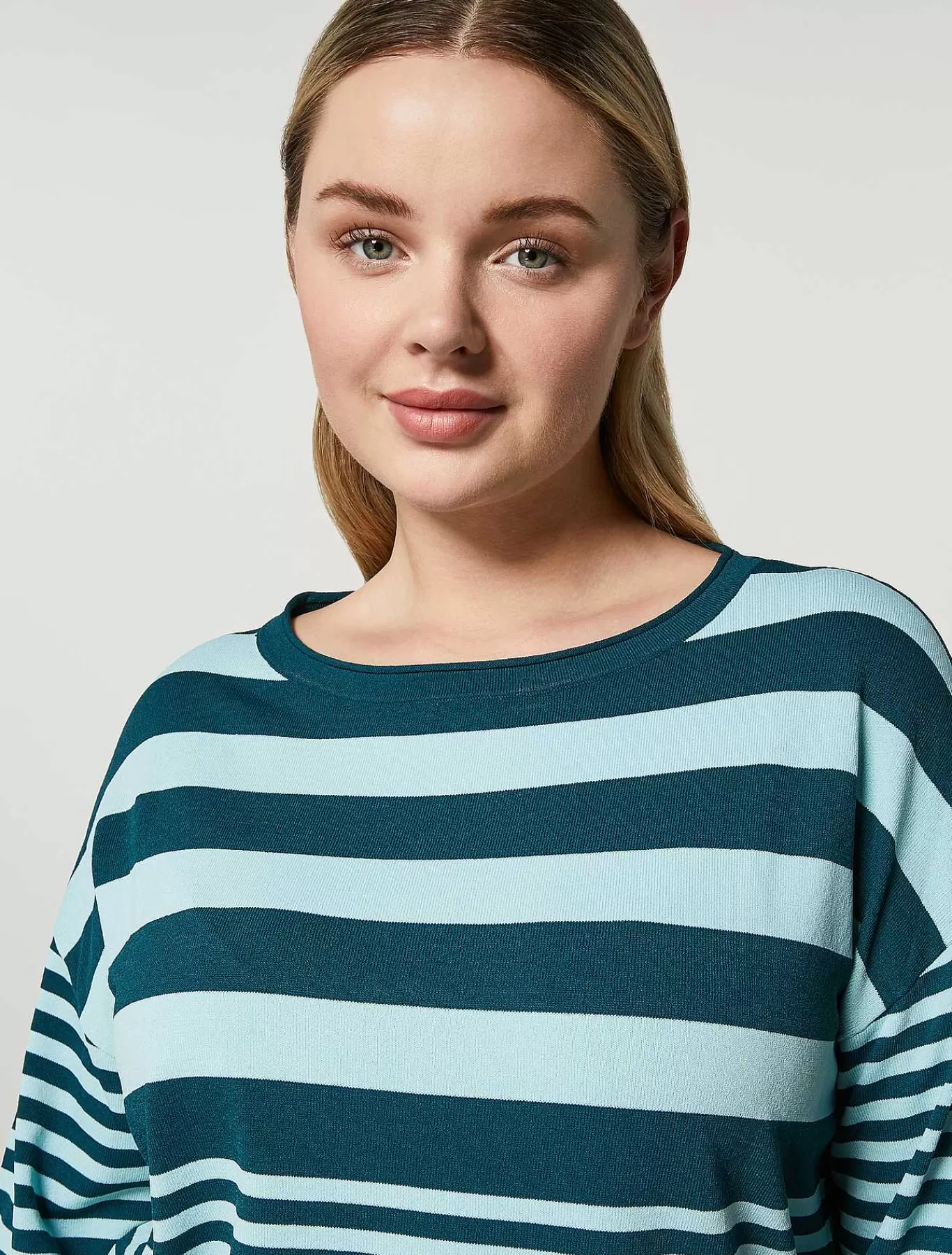 Best Pull En Fil De Viscose Femmes Tricots