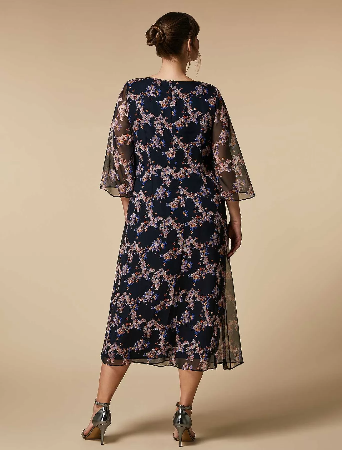 Shop Robe En Georgette De Soie Femmes Robes