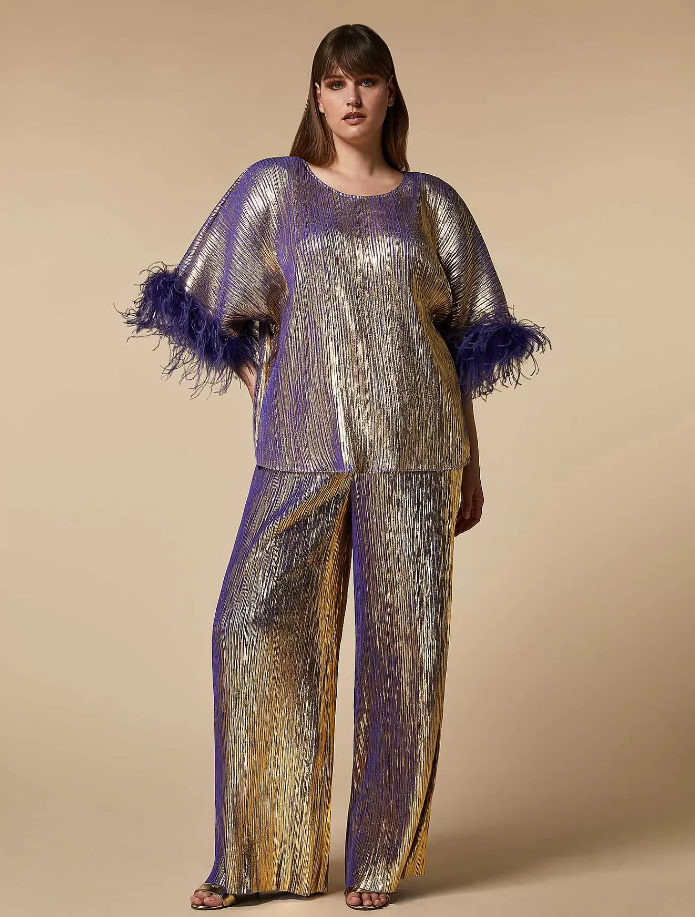 Best Sale Top Metallise Avec Plumes Femmes Blouses Et Chemises
